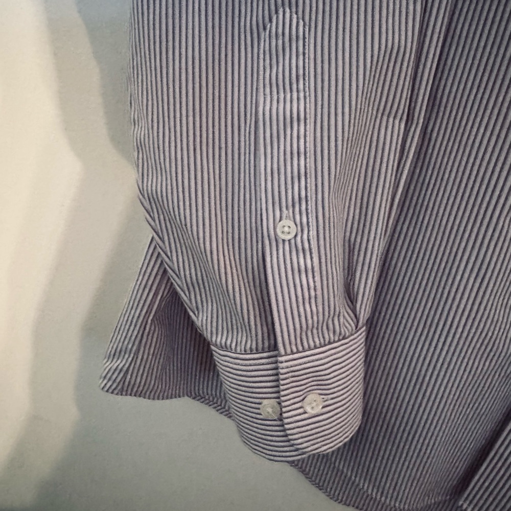 Van Heusen Men’s Classic Fit Shirt, Size 16-1/2, 34/35